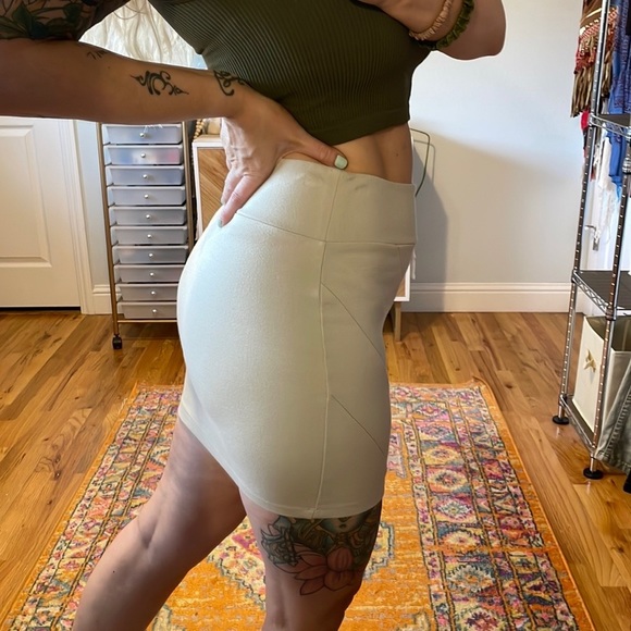 STRADIVARIUS | Vintage Bodycon Beige Mini Skirt - Picture 2 of 5